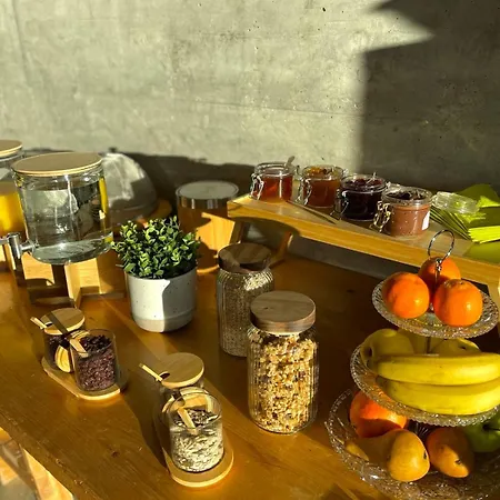 Hotel Le Mayen De Colombire