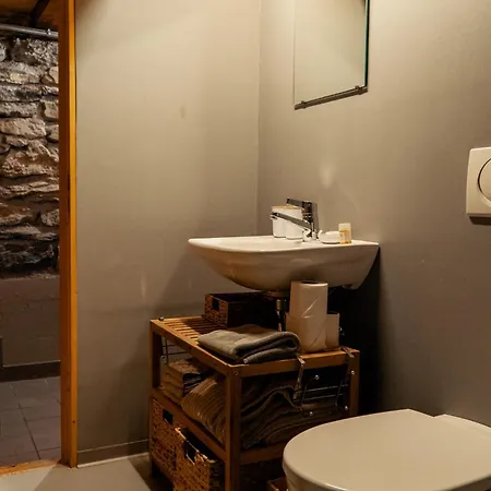 Le Mayen De Colombire Hotel 3*